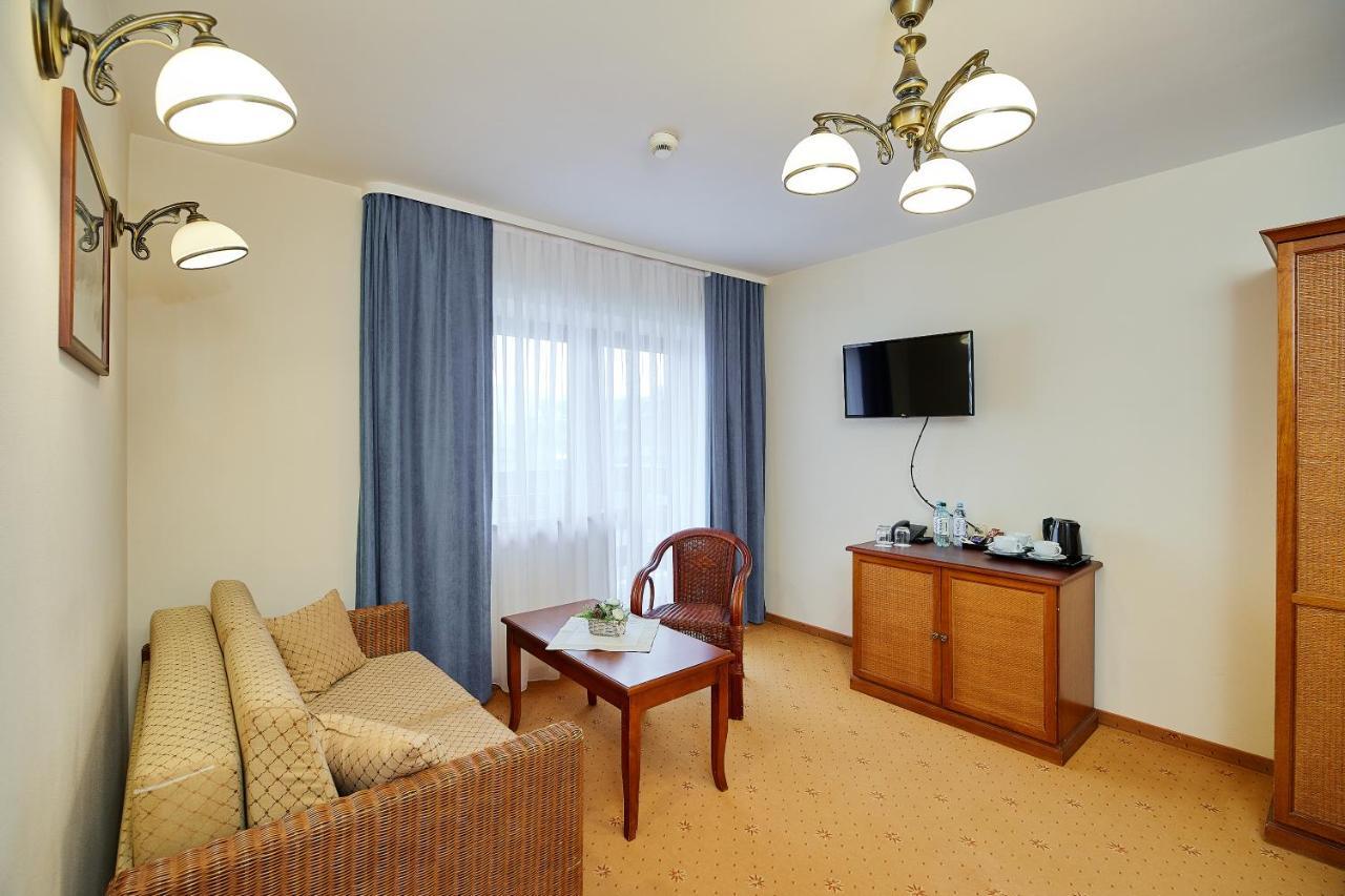 Hotel Burkaty Бялка-Татшанська Екстер'єр фото