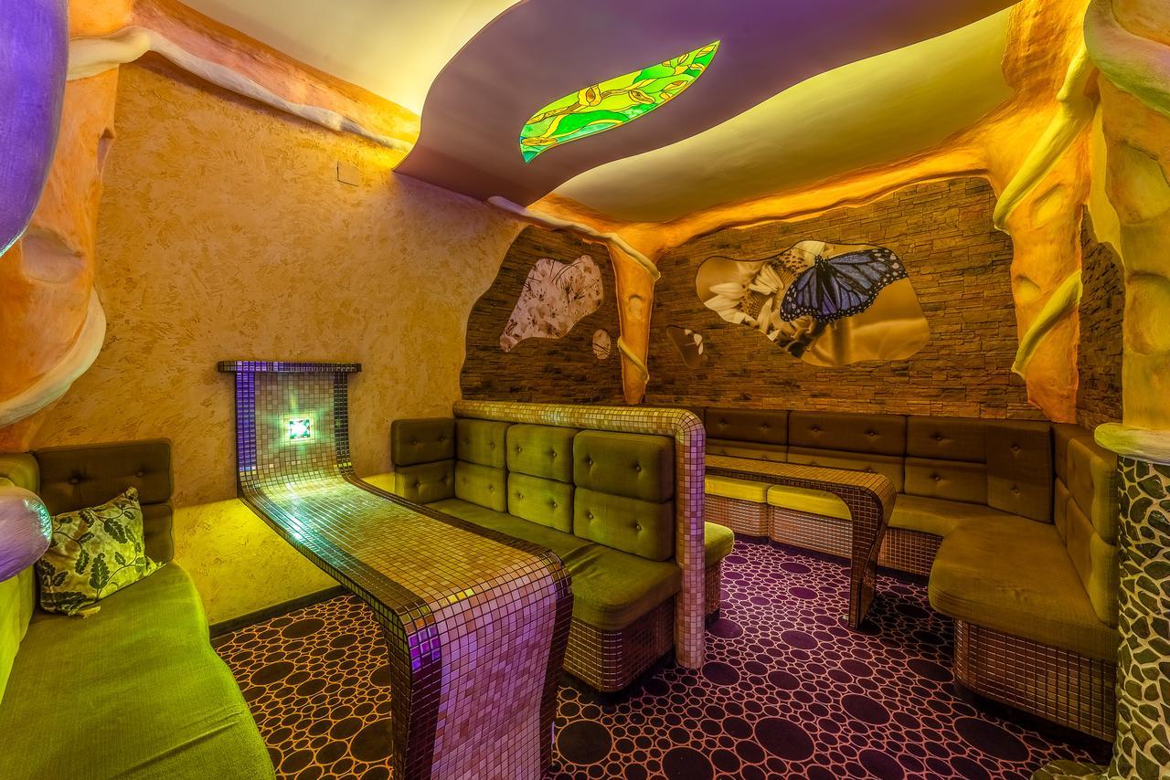 Hotel Burkaty Бялка-Татшанська Екстер'єр фото